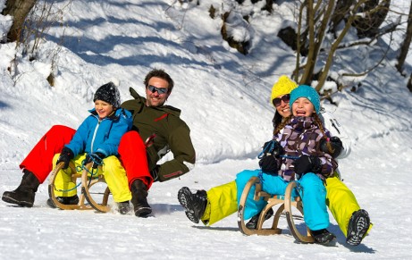 Rodeln mit Kindern